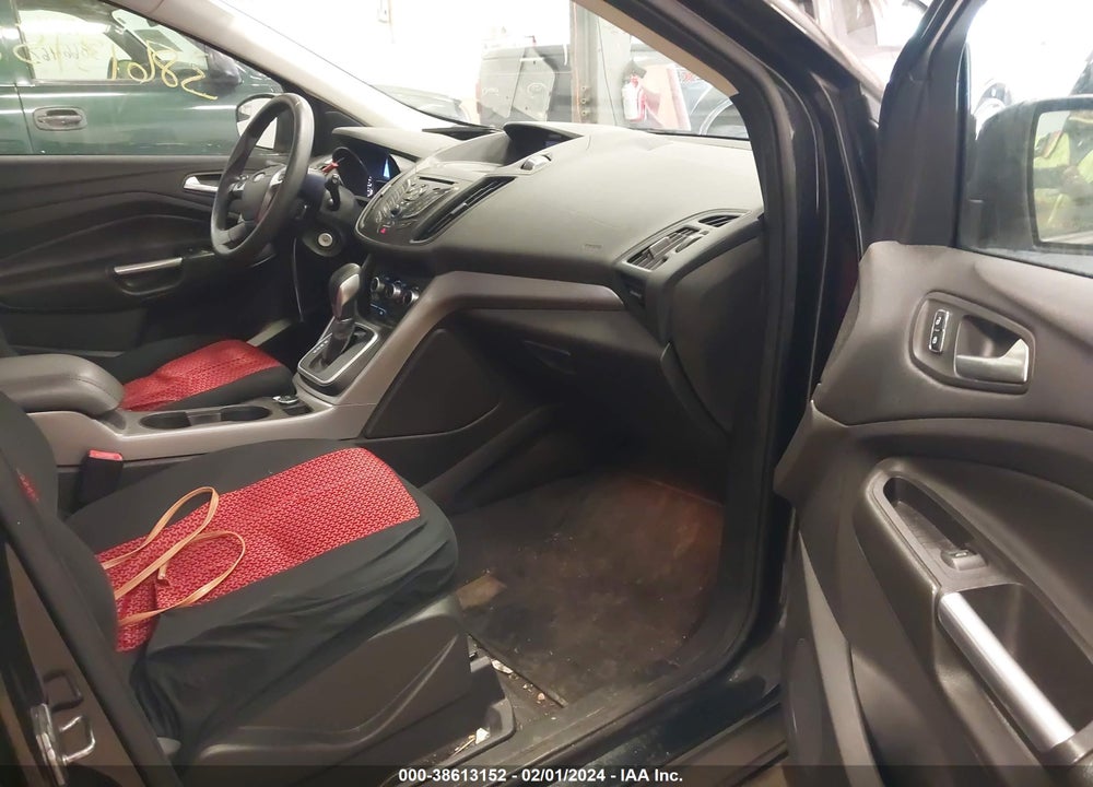 2013 FORD ESCAPE SE VIN: 1FMCU0GX0DUC93610