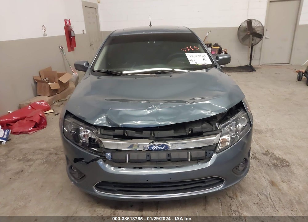 2011 FORD FUSION VIN: 3FAHP0HA5BR187773