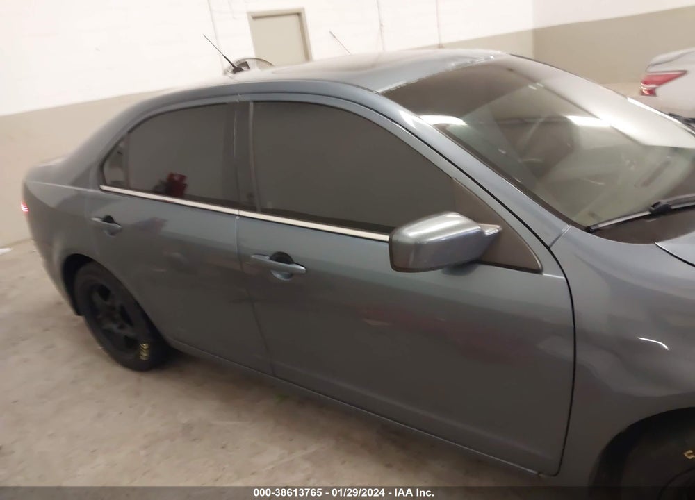2011 FORD FUSION VIN: 3FAHP0HA5BR187773