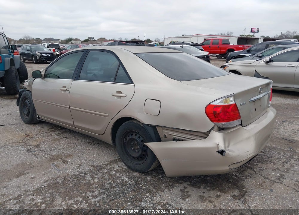 2005 TOYOTA CAMRY LE VIN: 4T1BE32K35U638684