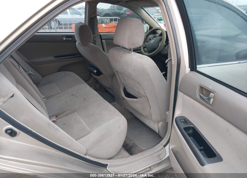 2005 TOYOTA CAMRY LE VIN: 4T1BE32K35U638684