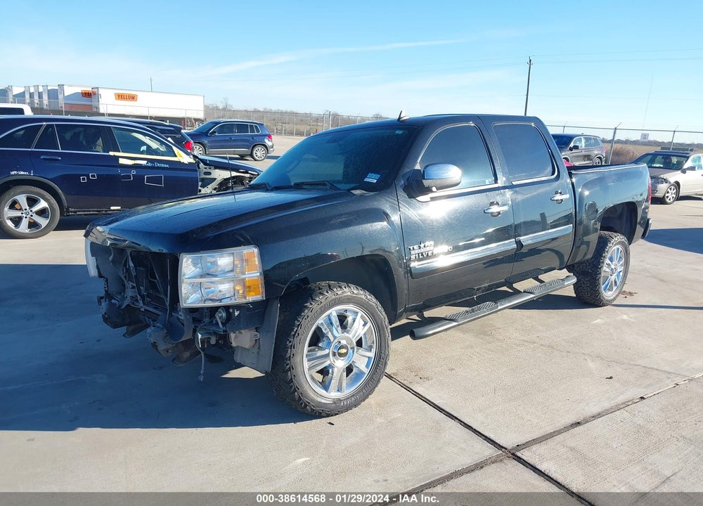 2013 CHEVROLET SILVERADO 1500 LT VIN: 3GCPCSE03DG329707
