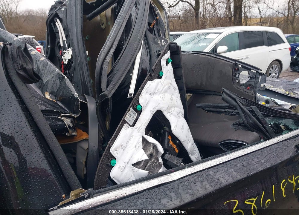 2019 HYUNDAI SANTA FE VIN: 5NMS3CAD0KH001705