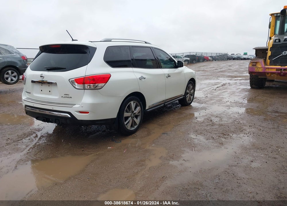 2015 NISSAN PATHFINDER PLATINUM VIN: 5N1AR2MM1FC624153