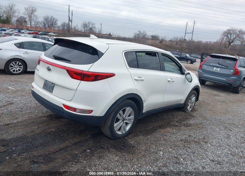 2019 KIA SPORTAGE LX VIN: KNDPMCAC1K7597697