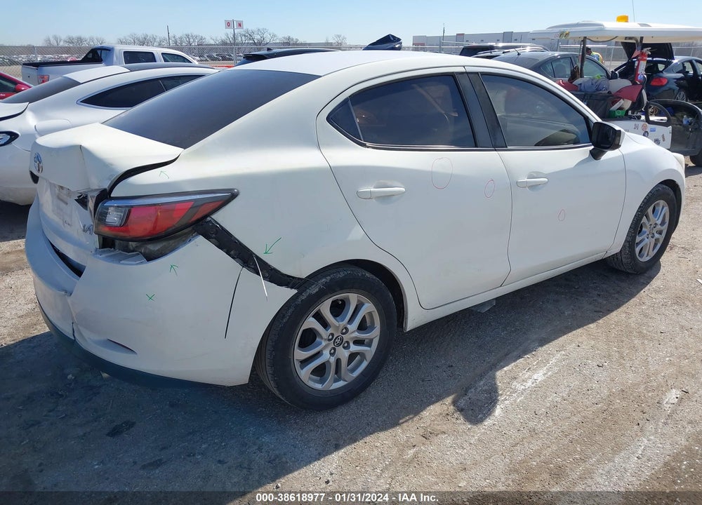 2018 TOYOTA YARIS IA VIN: 3MYDLBYV4JY305983