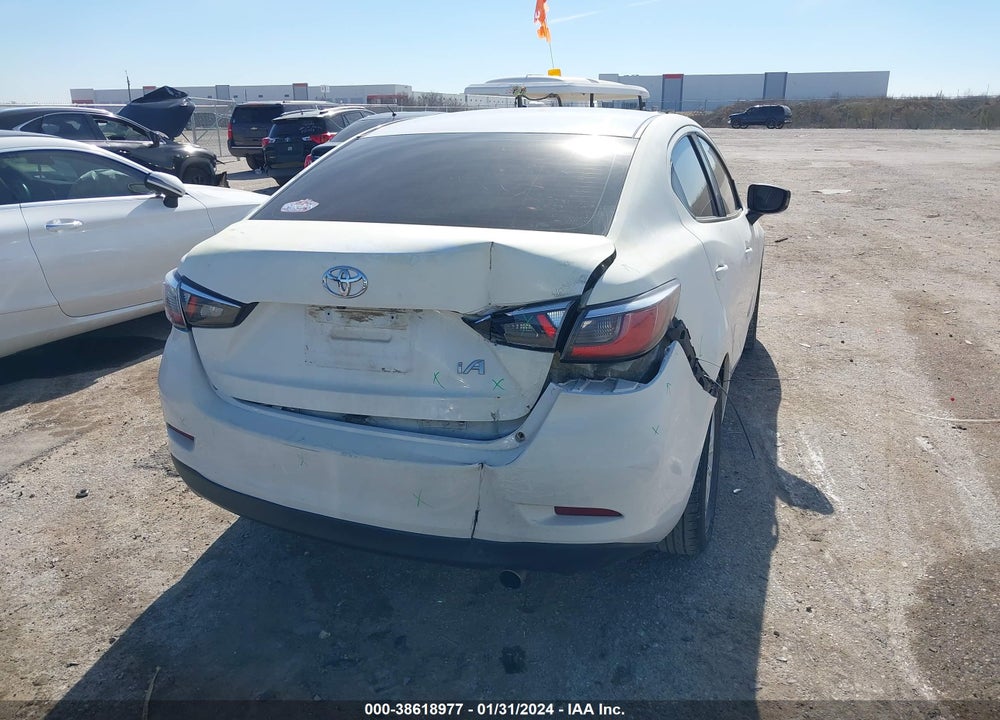 2018 TOYOTA YARIS IA VIN: 3MYDLBYV4JY305983