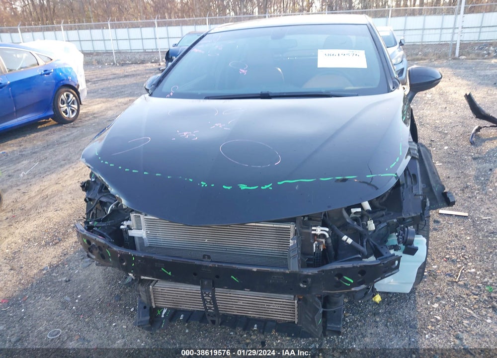 2018 CHEVROLET CRUZE PREMIER AUTO VIN: 1G1BF5SM9J7181654