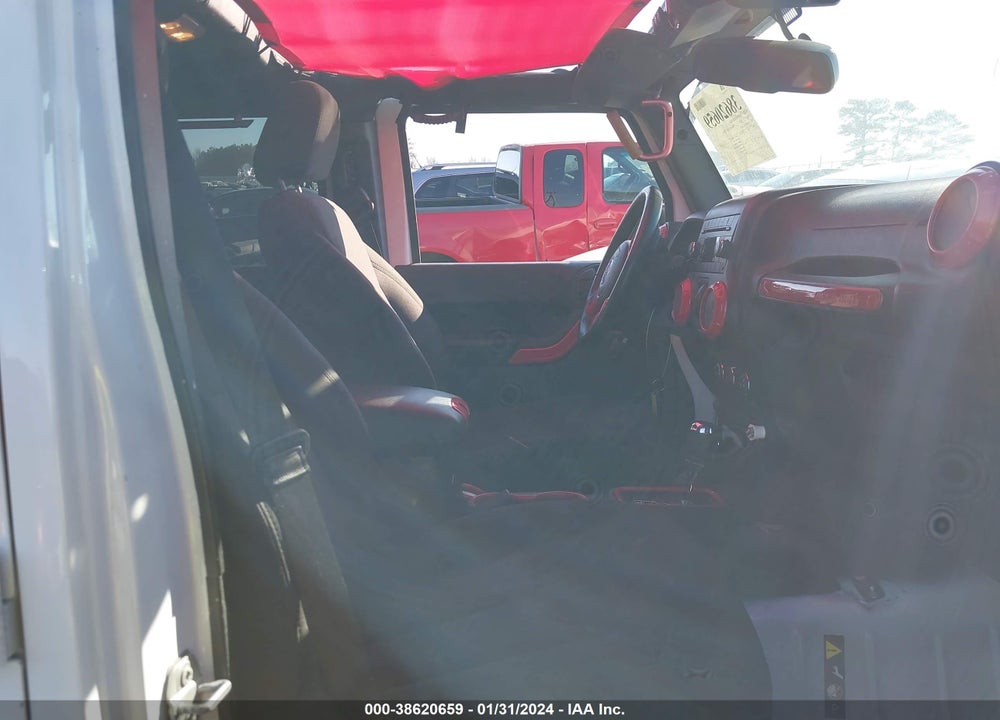 2016 JEEP WRANGLER UNLIMITED SPORT VIN: 1C4HJWDG1GL224266