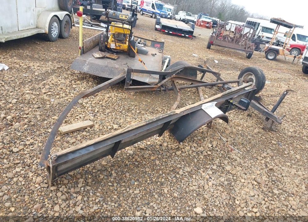 2000 HOMESTEADE TRAILER VIN: 4HDLE081XYD003985