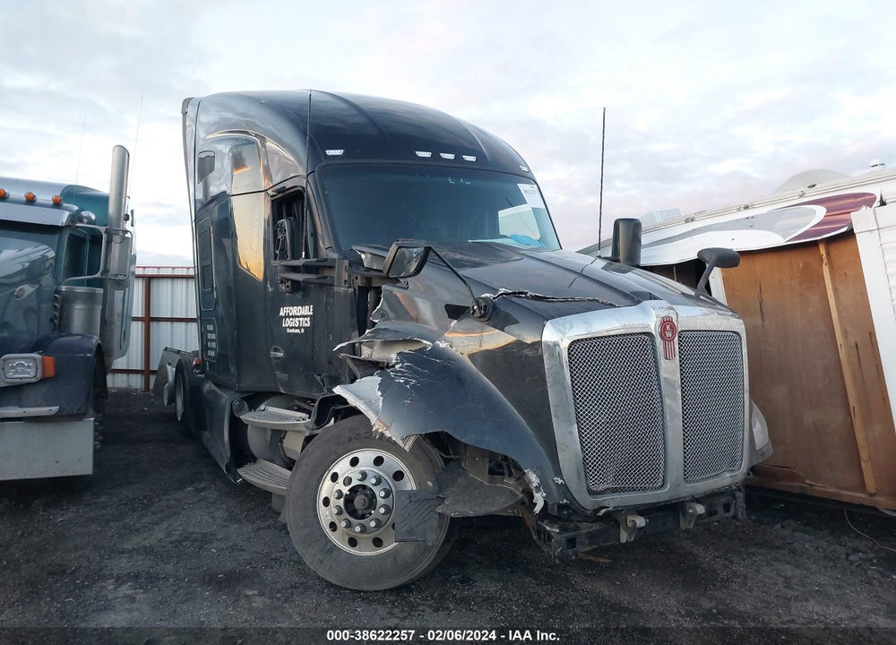 2023 KENWORTH T680 VIN: 1XKYD49X3PJ140180