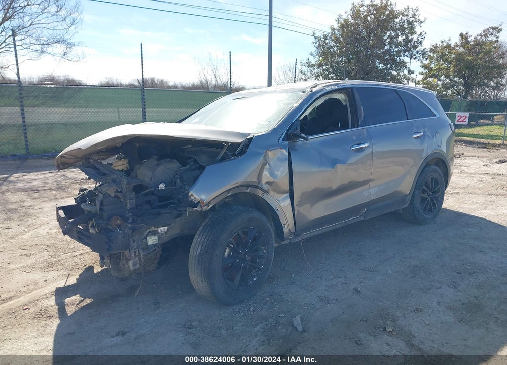 2018 KIA SORENTO 2.4L LX VIN: 5XYPG4A33JG419840