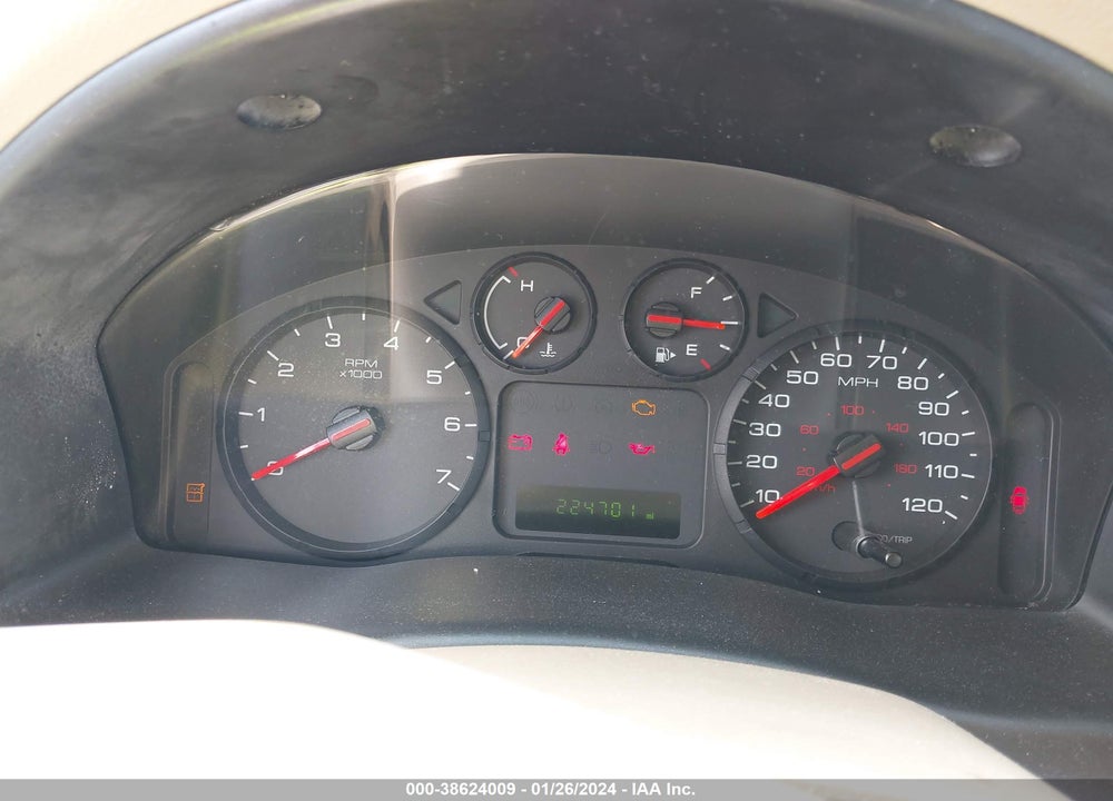 2005 FORD FREESTYLE SE VIN: 1FMZK04165GA19103