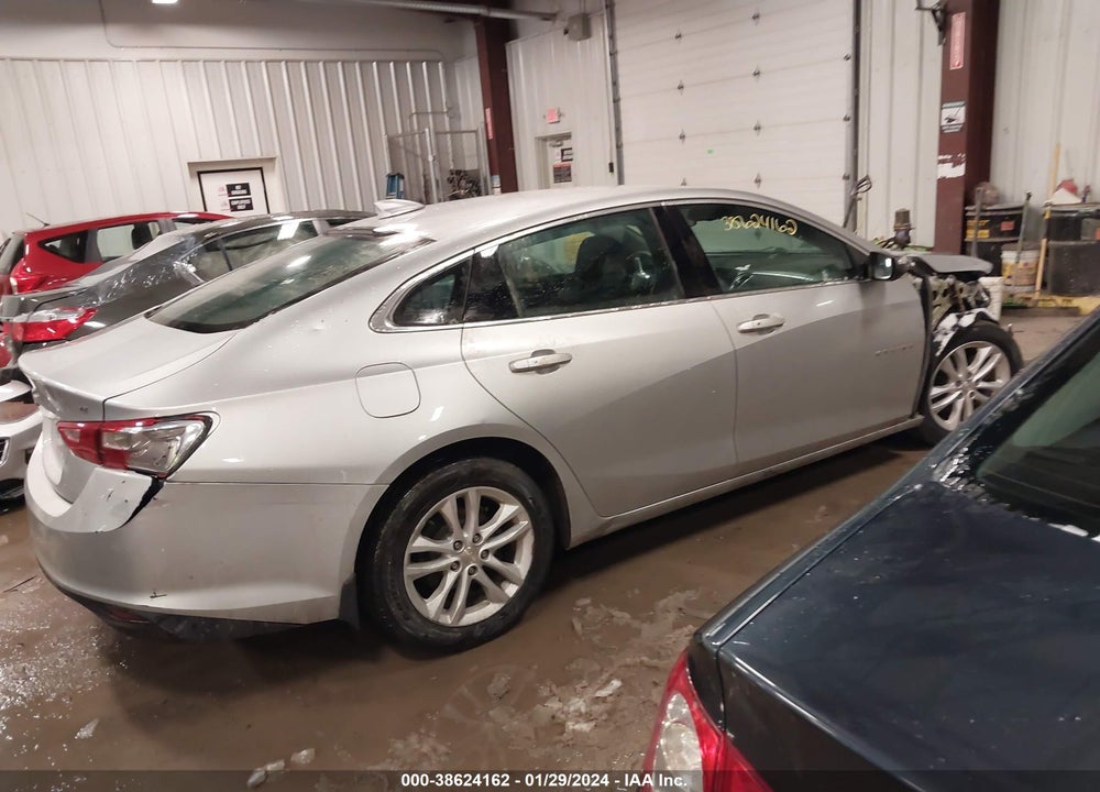 2018 CHEVROLET MALIBU LT VIN: 1G1ZD5ST5JF214389