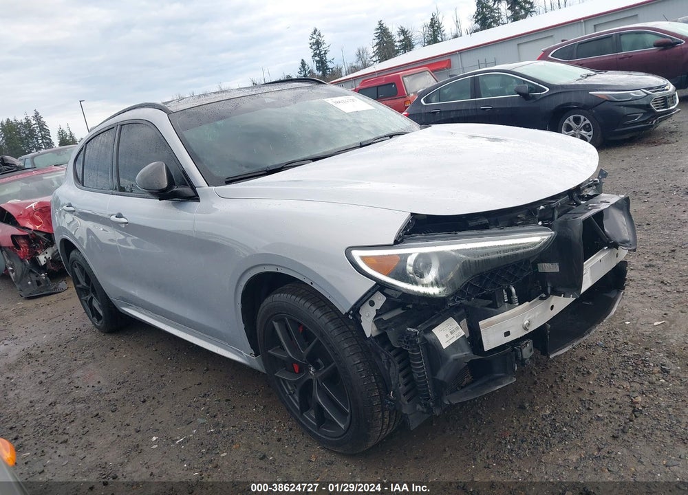 2020 ALFA ROMEO STELVIO TI AWD VIN: ZASPAKBN3L7C75560
