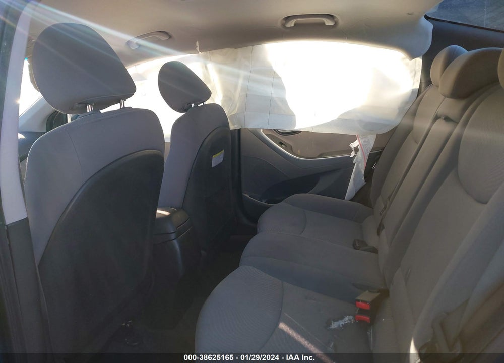 2016 HYUNDAI ELANTRA SE VIN: 5NPDH4AEXGH729163