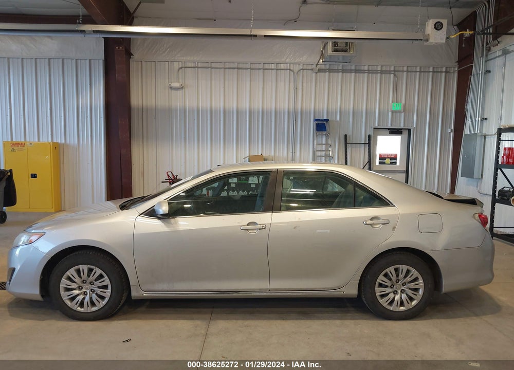 2013 TOYOTA CAMRY HYBRID LE VIN: 4T1BD1FK0DU090448