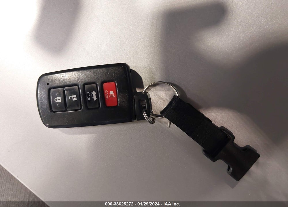 2013 TOYOTA CAMRY HYBRID LE VIN: 4T1BD1FK0DU090448