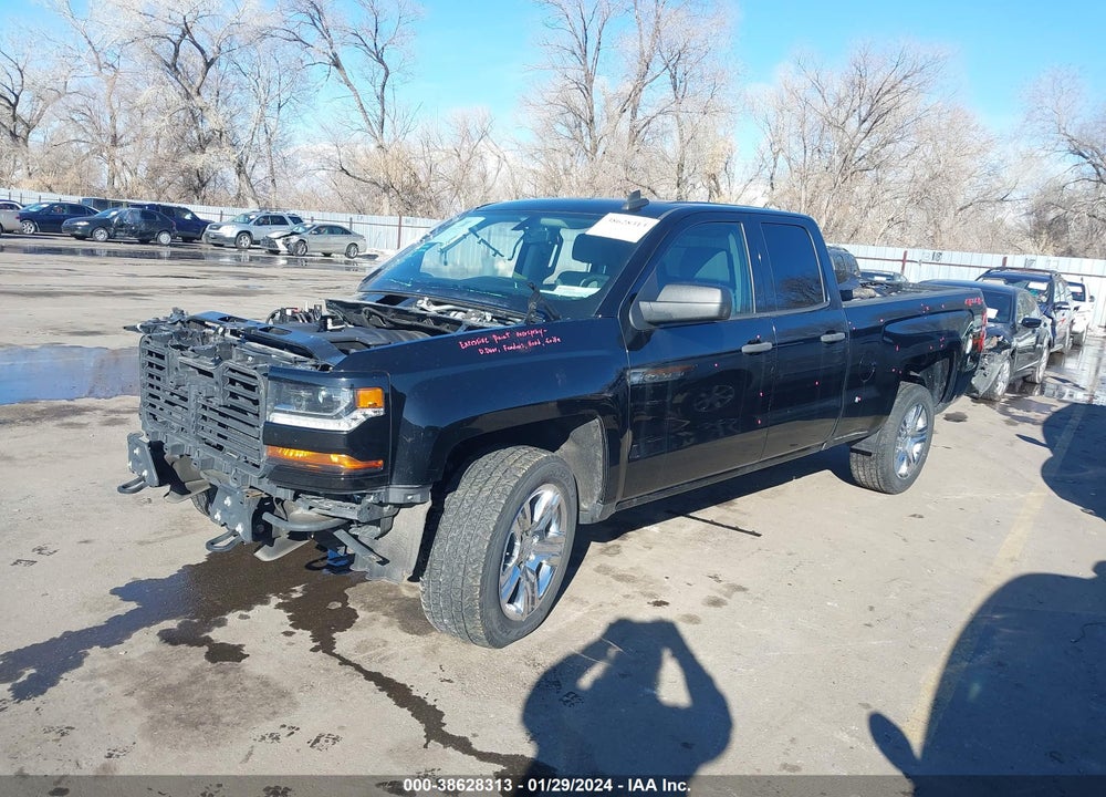2018 CHEVROLET SILVERADO 1500 SILVERADO CUSTOM VIN: 1GCVKPEC9JZ359582