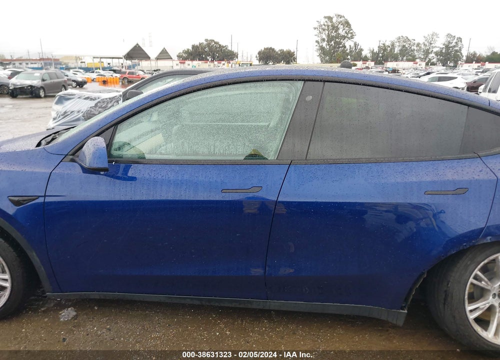 2020 TESLA MODEL Y LONG RANGE DUAL MOTOR ALL-WHEEL DRIVE VIN: 5YJYGDEE0LF031748