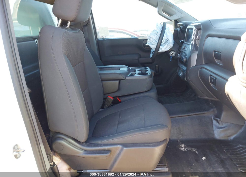 2019 CHEVROLET SILVERADO C1500 VIN: 3GCNWAEH5KG305095