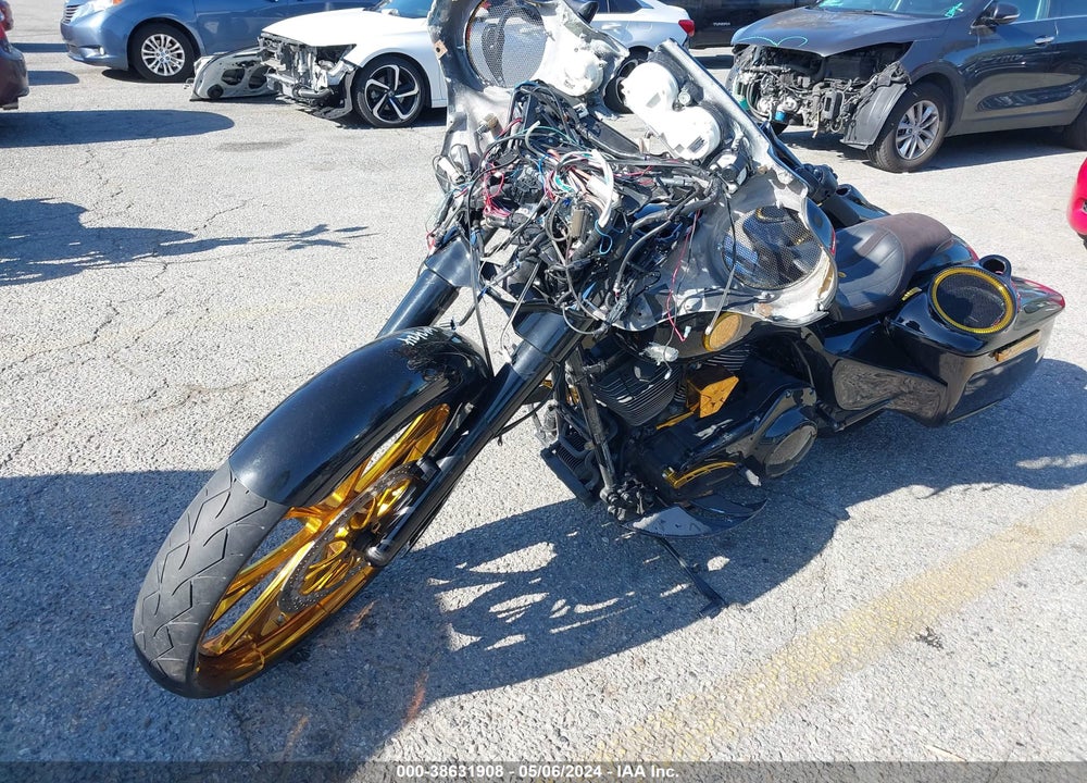 2016 HARLEY-DAVIDSON FLHXS STREET GLIDE SPECIAL VIN: 1HD1KRM12GB674346