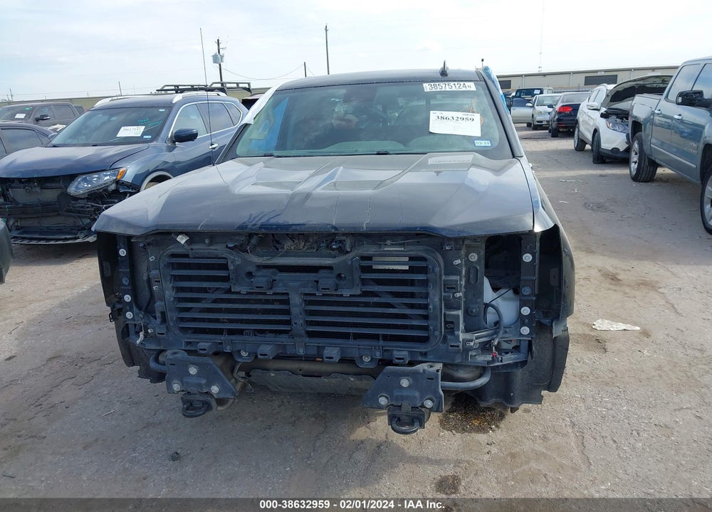 2018 CHEVROLET SILVERADO 1500 1LZ VIN: 3GCUKSEC4JG326388