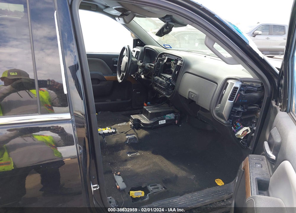 2018 CHEVROLET SILVERADO 1500 1LZ VIN: 3GCUKSEC4JG326388