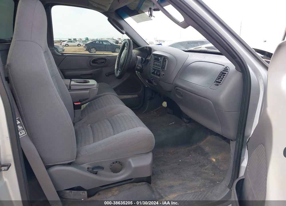 2002 FORD F-150 XL/XLT VIN: 1FTRF17262NB50378