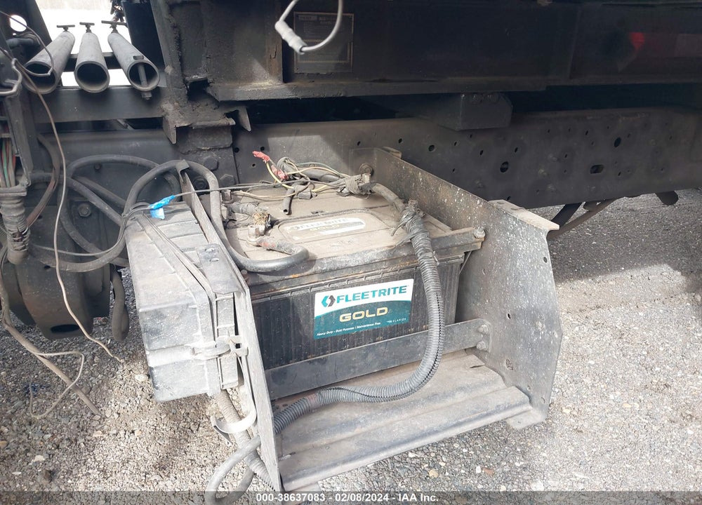 2001 NISSAN DIESEL UD2300 VIN: JNALC33H11AH60057