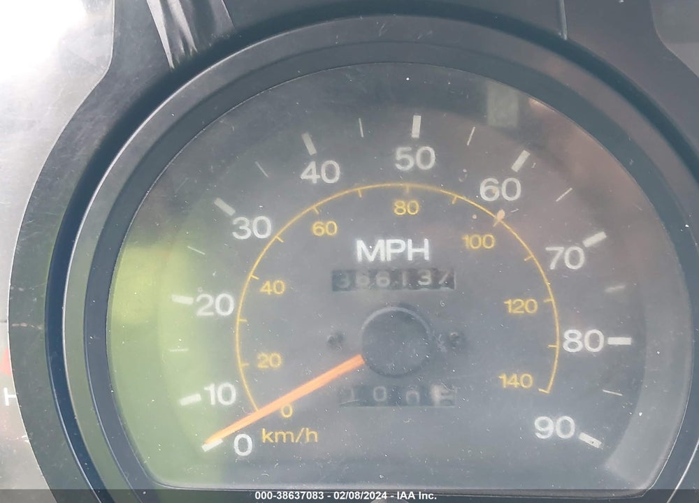2001 NISSAN DIESEL UD2300 VIN: JNALC33H11AH60057