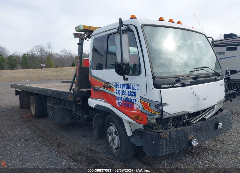 2001 NISSAN DIESEL UD2300 VIN: JNALC33H11AH60057