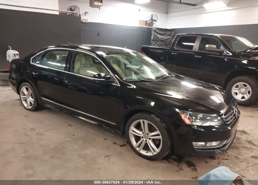 2015 VOLKSWAGEN PASSAT 1.8T SE VIN: 1VWBT7A31FC040089