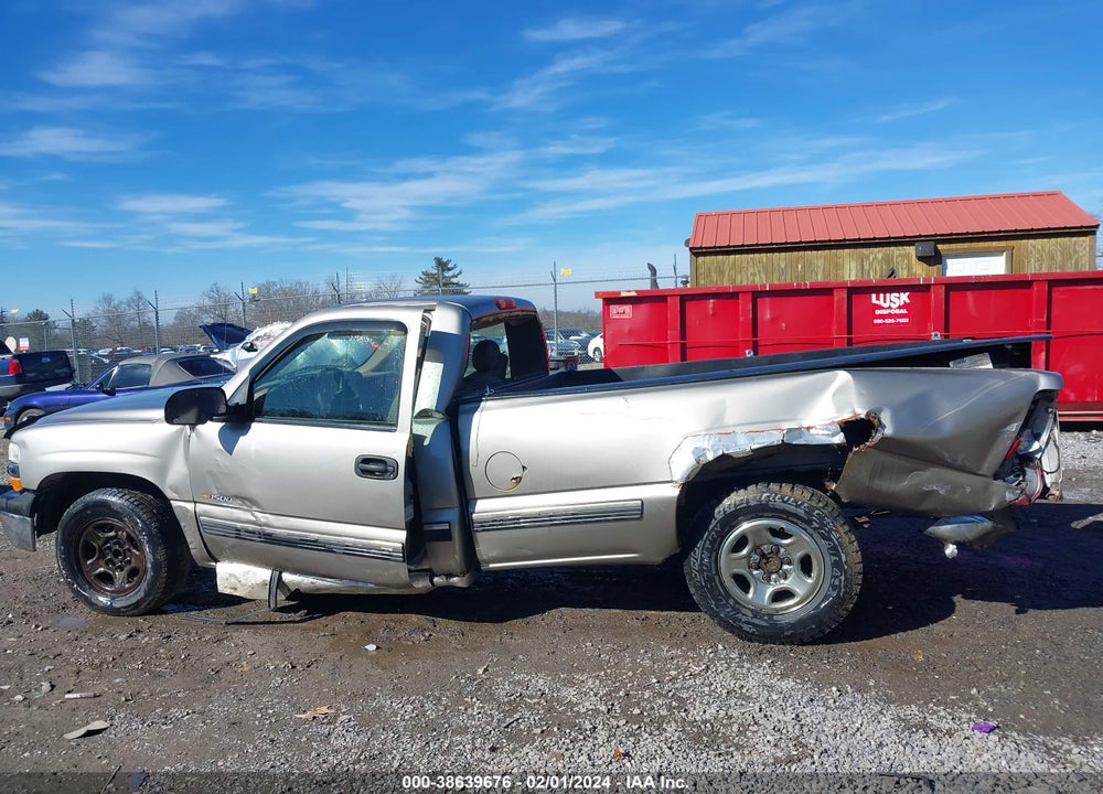 1999 CHEVROLET SILVERADO 1500 VIN: 1GCEC14W1XE142811