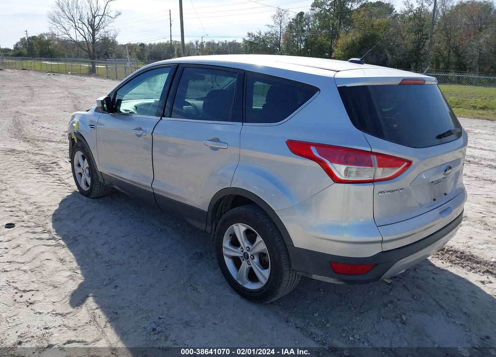 2015 FORD ESCAPE SE VIN: 1FMCU0G71FUA19092