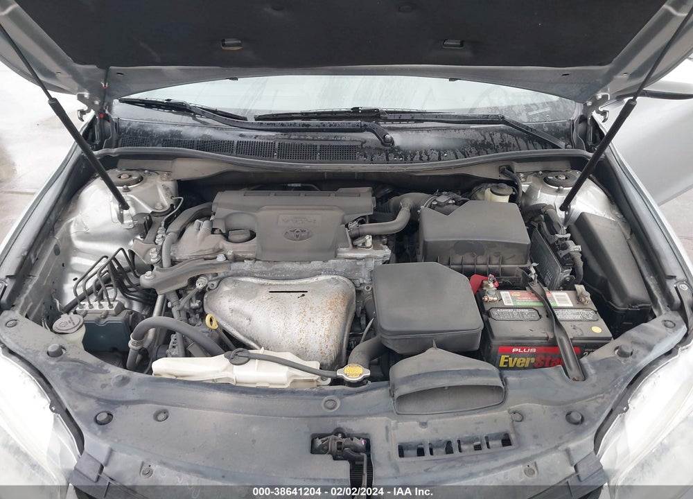 2015 TOYOTA CAMRY SE VIN: 4T1BF1FK2FU004800