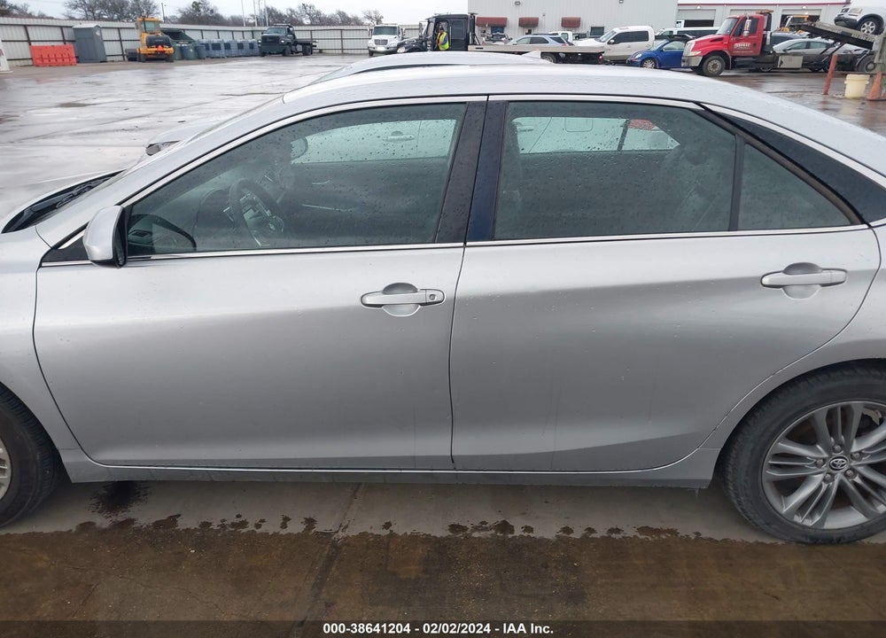 2015 TOYOTA CAMRY SE VIN: 4T1BF1FK2FU004800