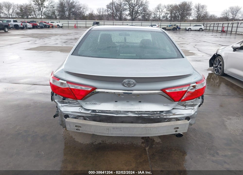 2015 TOYOTA CAMRY SE VIN: 4T1BF1FK2FU004800