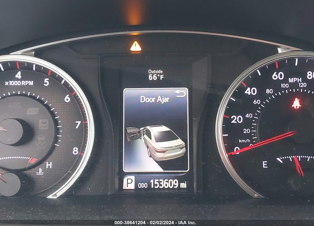 2015 TOYOTA CAMRY SE VIN: 4T1BF1FK2FU004800