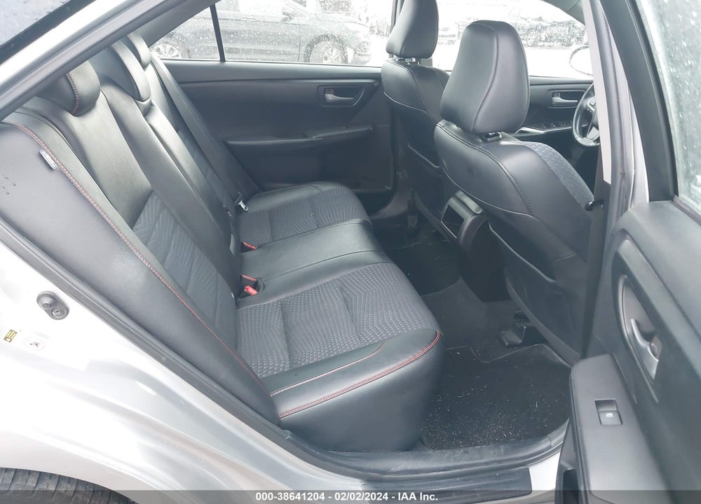 2015 TOYOTA CAMRY SE VIN: 4T1BF1FK2FU004800
