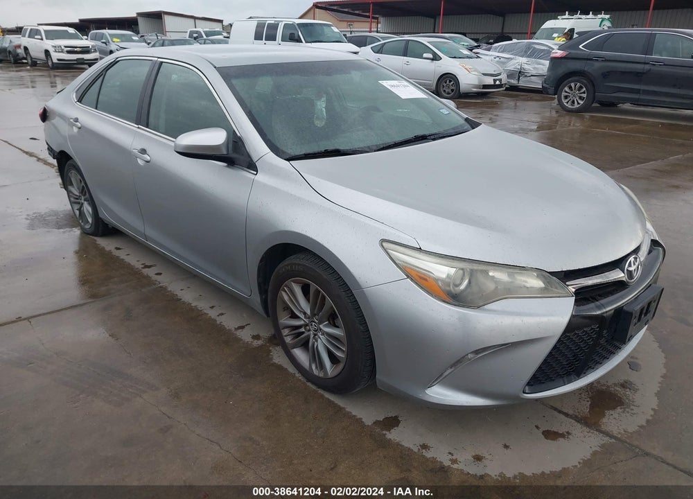 2015 TOYOTA CAMRY SE VIN: 4T1BF1FK2FU004800