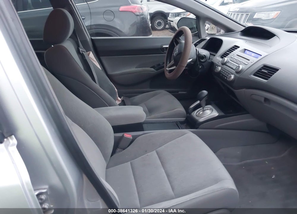 2009 HONDA CIVIC LX VIN: 19XFA16519E040687