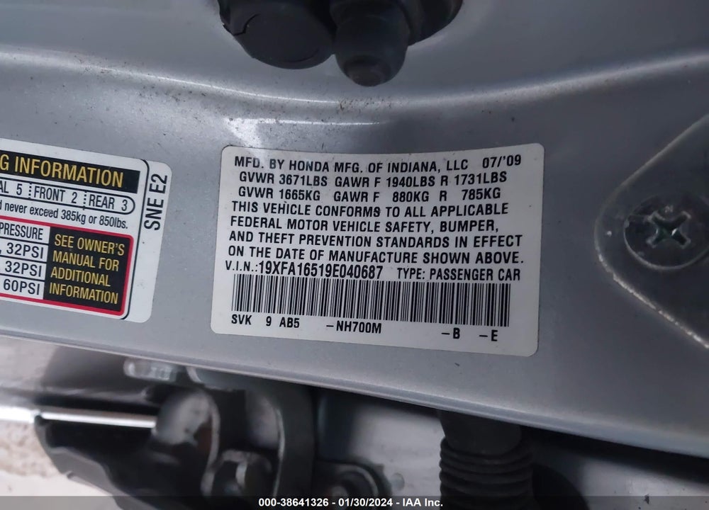 2009 HONDA CIVIC LX VIN: 19XFA16519E040687