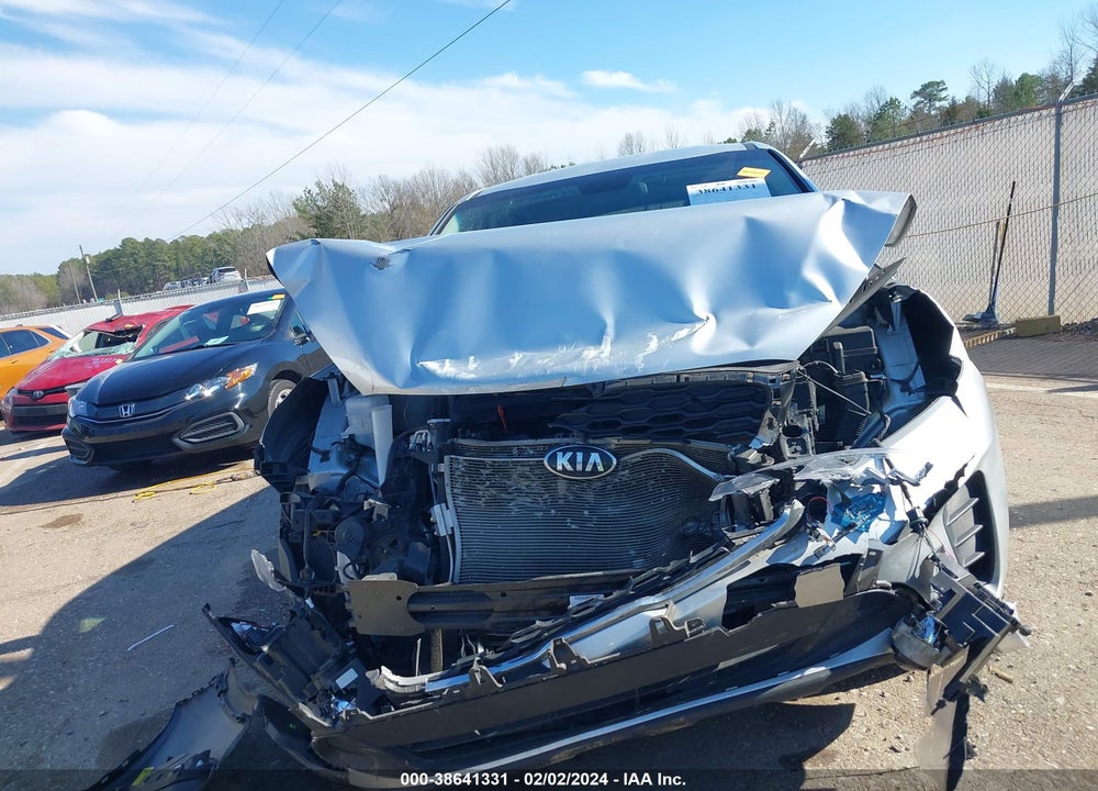2020 KIA SORENTO 2.4L L VIN: 5XYPG4A38LG689326