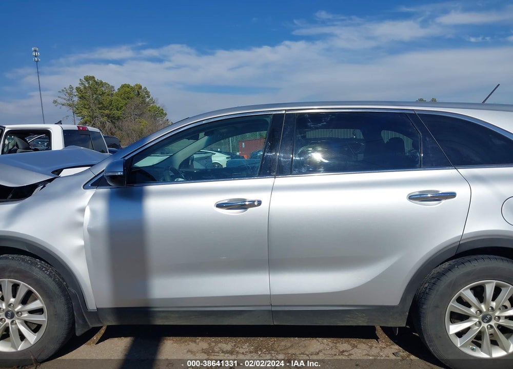 2020 KIA SORENTO 2.4L L VIN: 5XYPG4A38LG689326