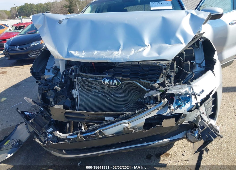 2020 KIA SORENTO 2.4L L VIN: 5XYPG4A38LG689326