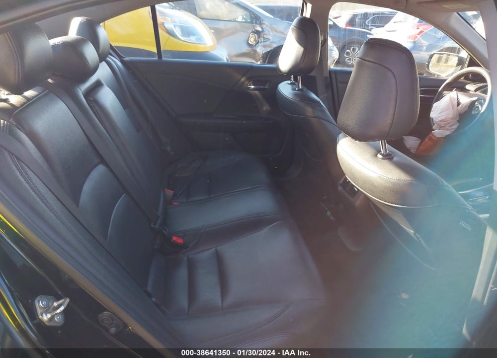 2016 HONDA ACCORD EX VIN: 1HGCR2F70GA213989