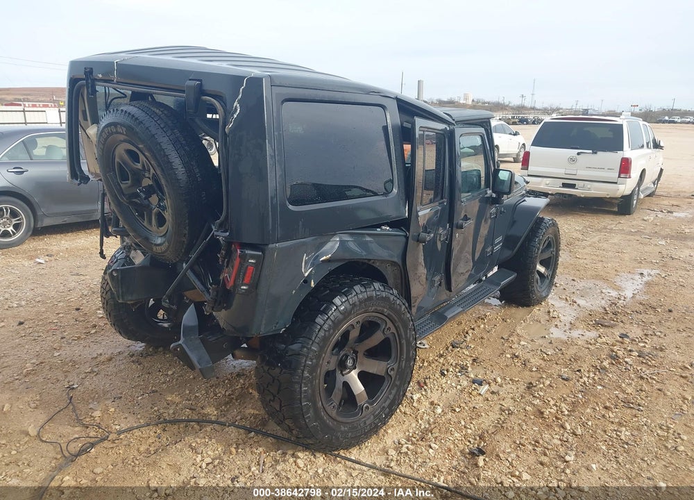 2017 JEEP WRANGLER UNLIMITED SPORT 4X4 VIN: 1C4BJWDG9HL743007