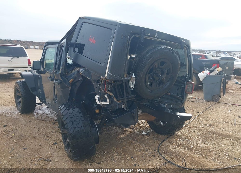 2017 JEEP WRANGLER UNLIMITED SPORT 4X4 VIN: 1C4BJWDG9HL743007