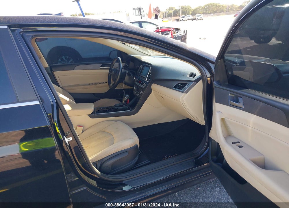 2019 HYUNDAI SONATA SEL VIN: 5NPE34AF1KH764646